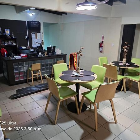 Hostal El Prado Панама Екстер'єр фото